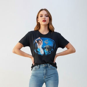 Taylor Swift Speak Now 2011 Tour T-Shirt - Medium